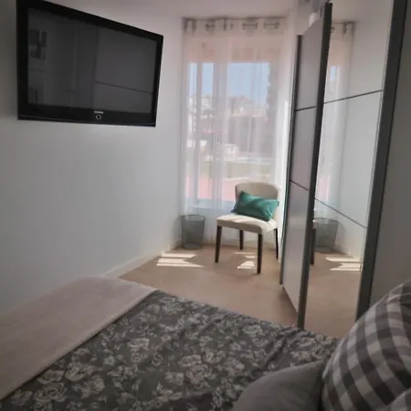 Apartment Piso Paseo Maritimo